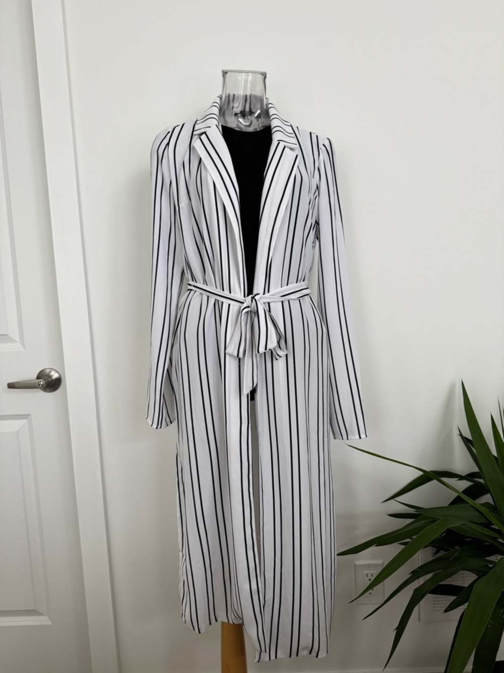Forever 21 White and Black Striped Long Tie-Waist Duster